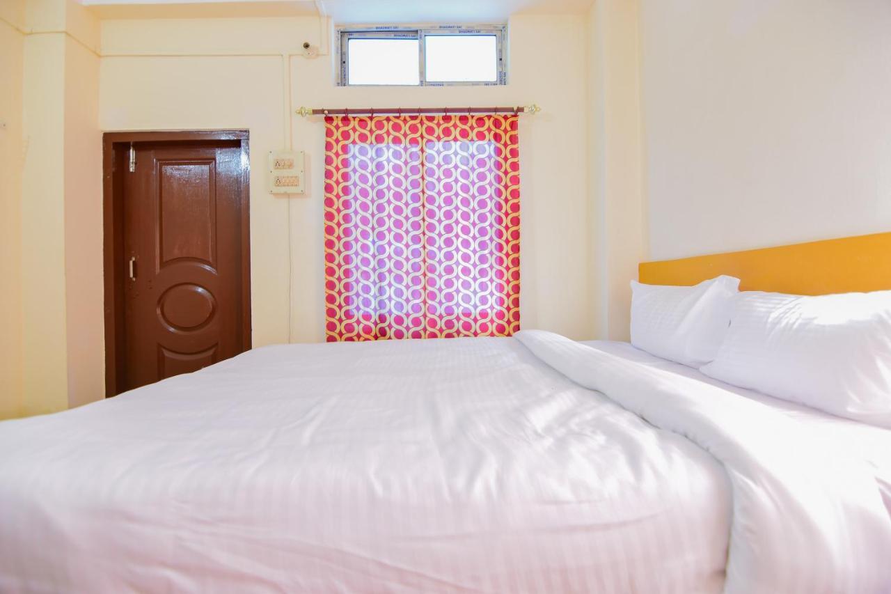 Spot On 30735 Dreamland Guest House Dispur Exterior photo